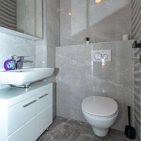 Aurora Διαμέρισμα