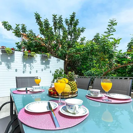 Aurora Apartment Omis